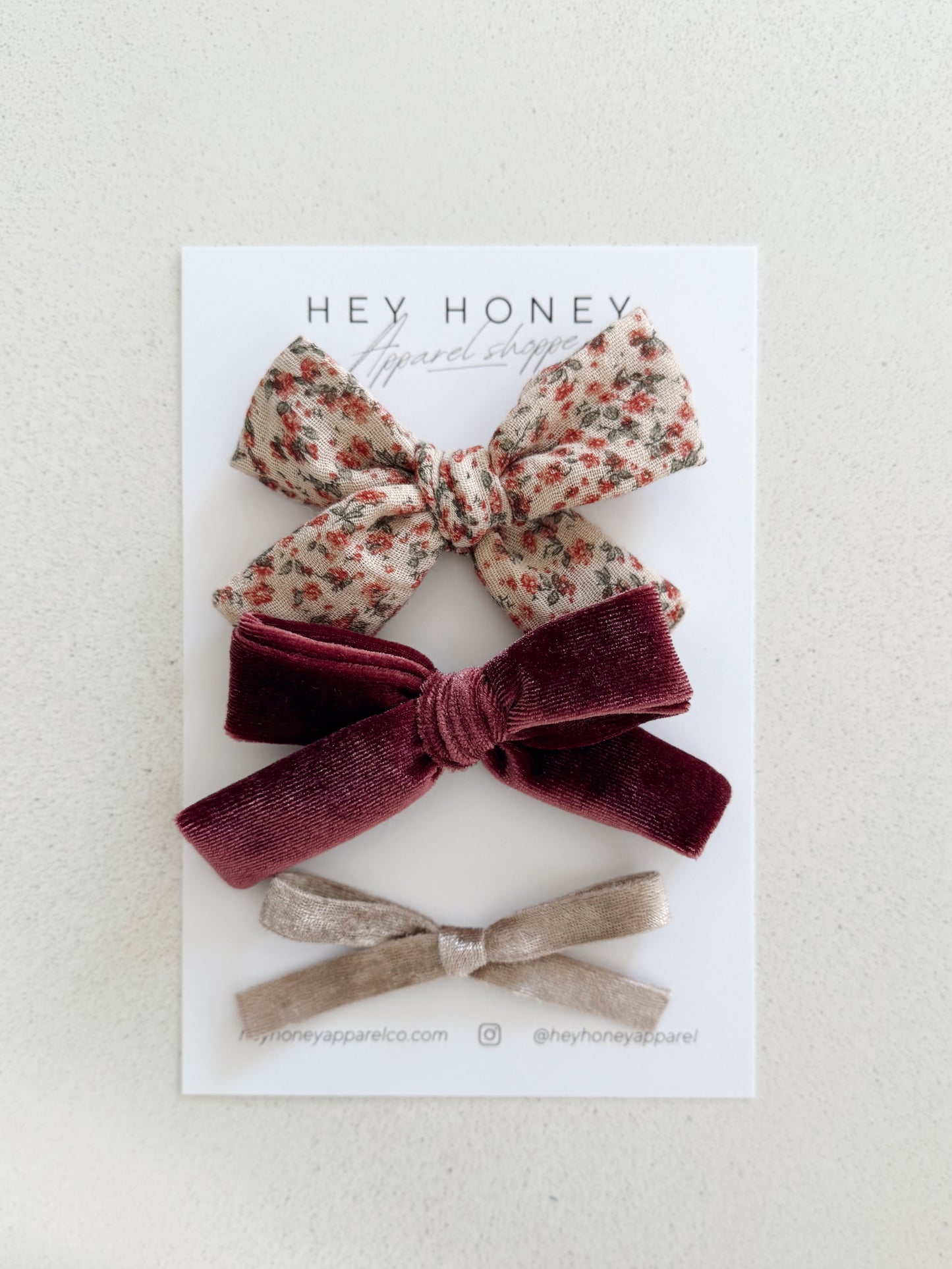 November Bow Set