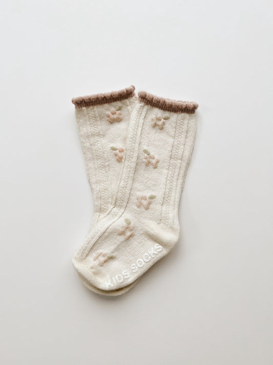 Flora Socks in Pink