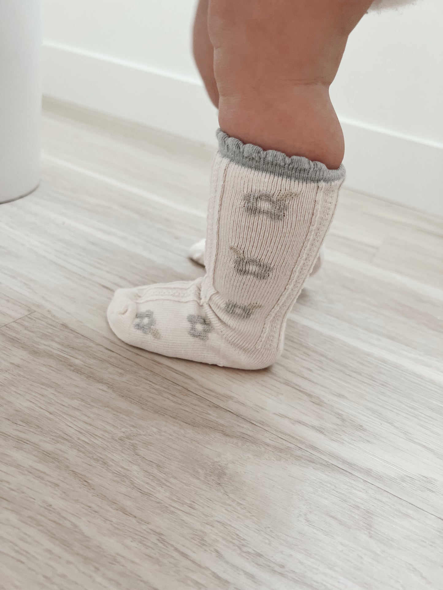 Flora Socks in Green