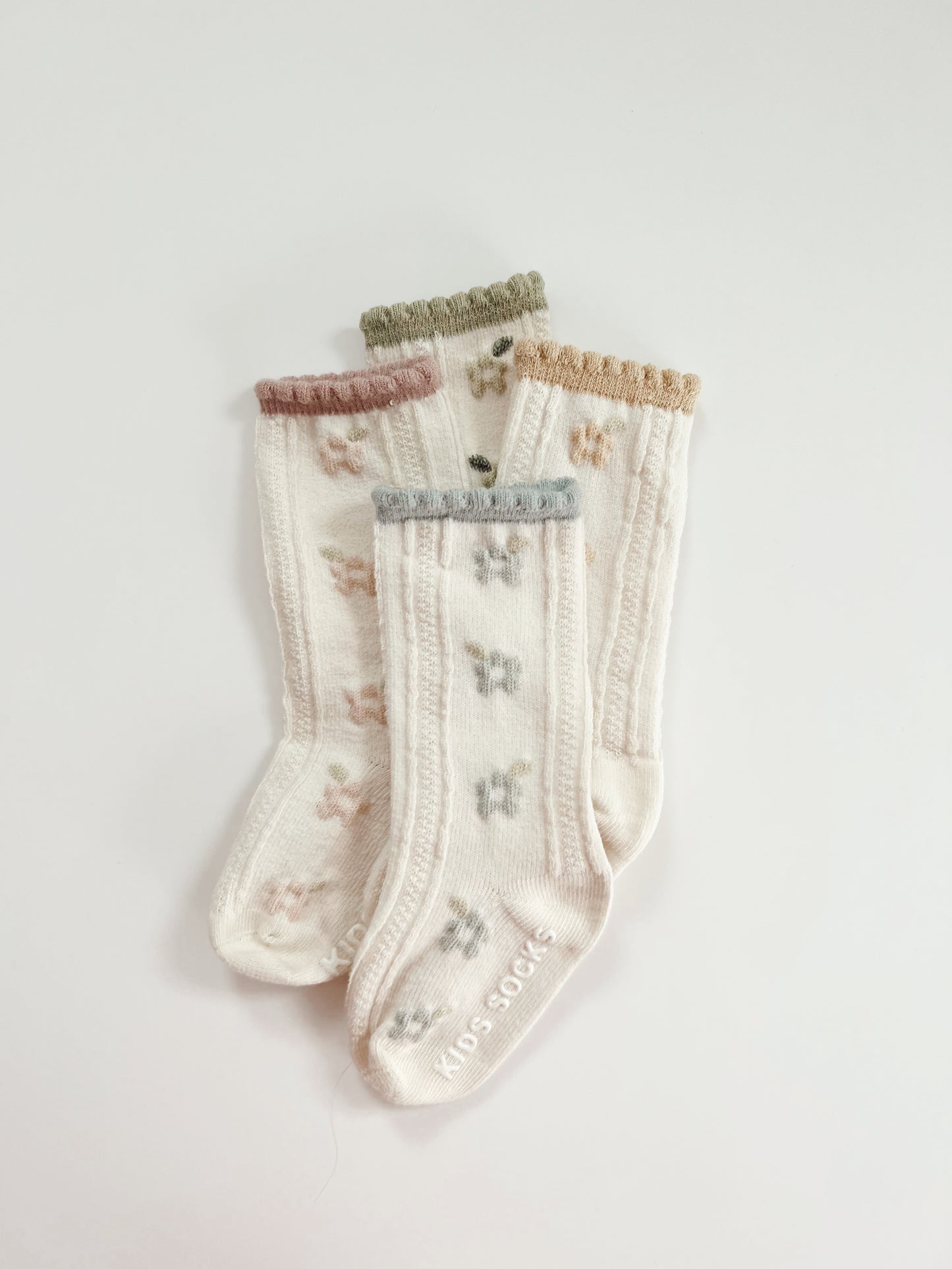 Flora Socks in Green
