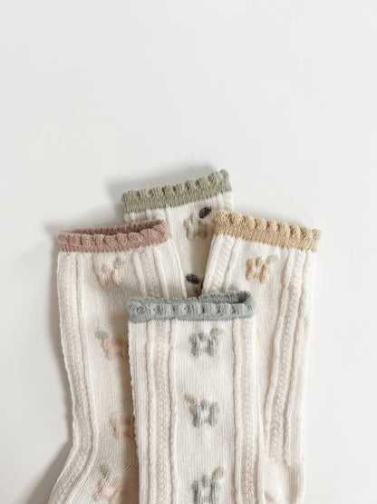 Flora Socks in Green